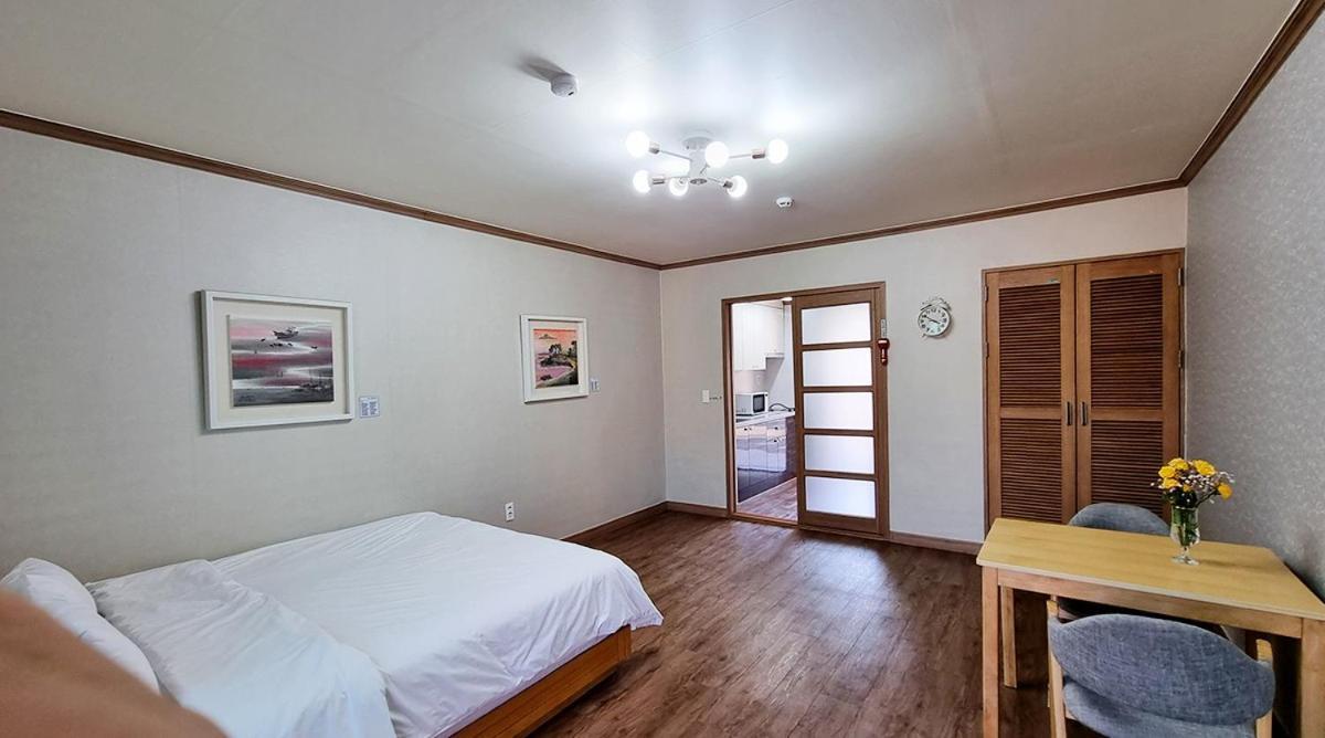 Suncheon Bay Ecology Pension Екстер'єр фото